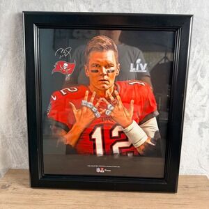 Tom Brady Tampa Bay Buccaneers Framed 16x14 Fanatics Facsimile Signature Photo